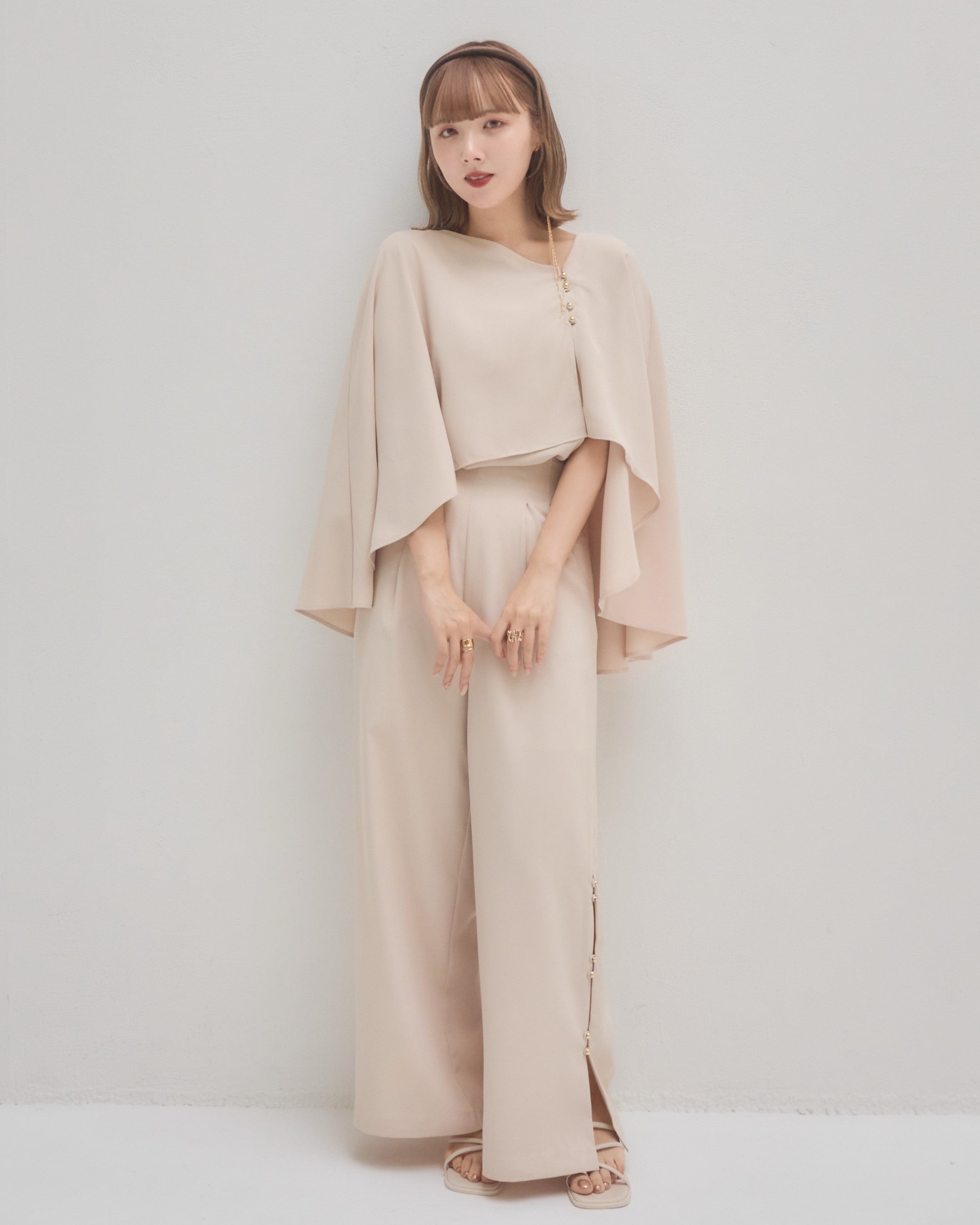 ら♡】MELLOWNEON フリル付きベージュロングドレス M即納】ブラック