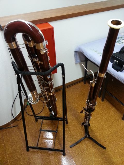 コントラファゴットのスタンドの比較 ～ コンパクト軽量から安定性重視