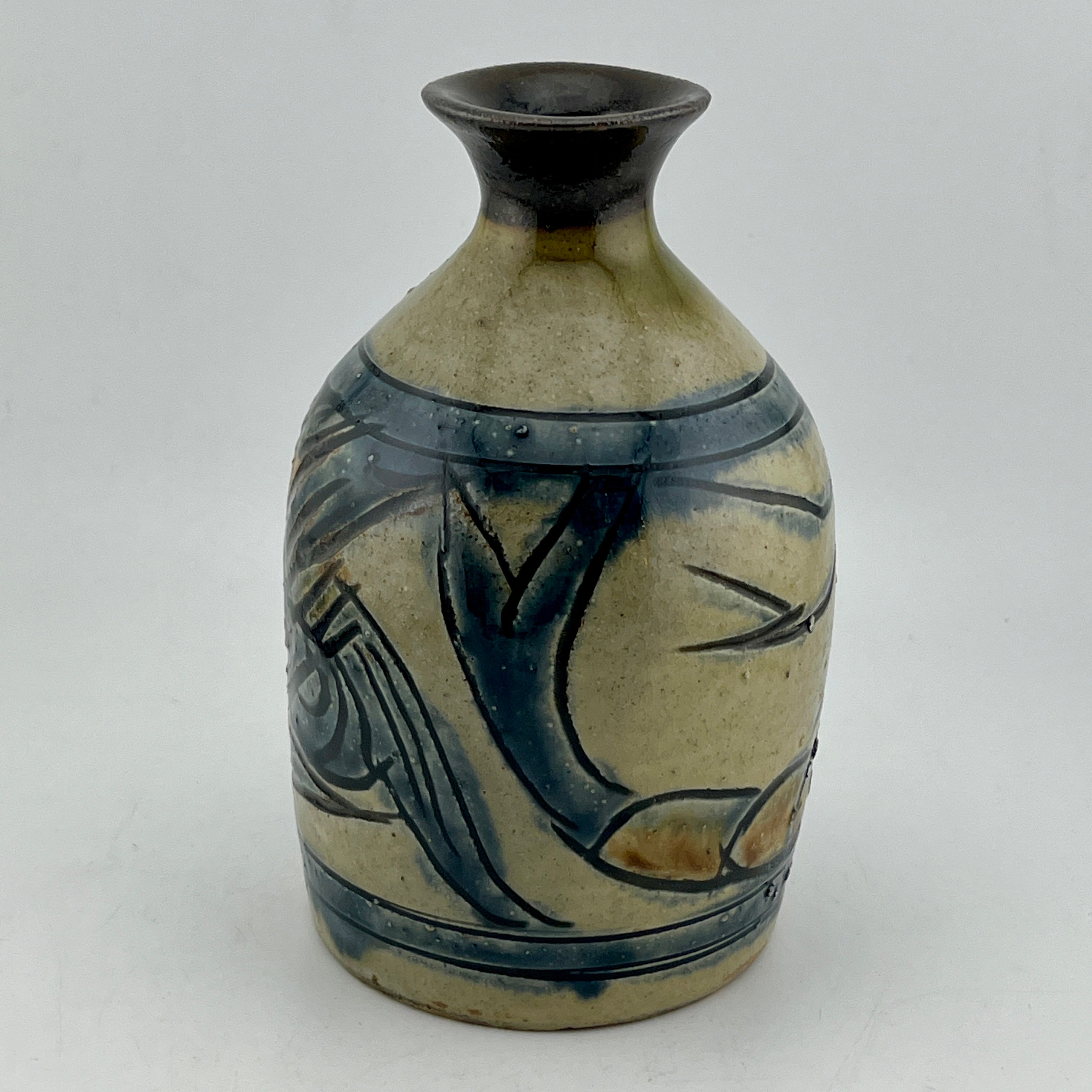 壺屋焼 慶應◇【金城敏男】作 壷屋焼 琉球線彫海老魚文壷