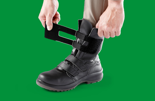 ミドリワイダクス対応：リサイクル人工皮革を使用したMW235静電 - 安全