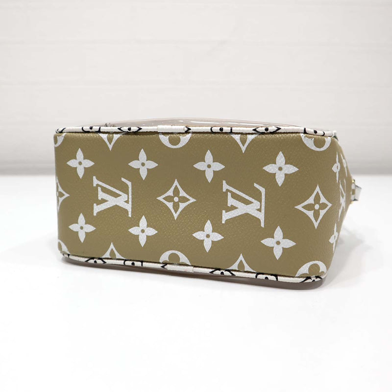 LV ビーチ ポーチ M67610 モノグラム ジャイアント ハンドバッグ