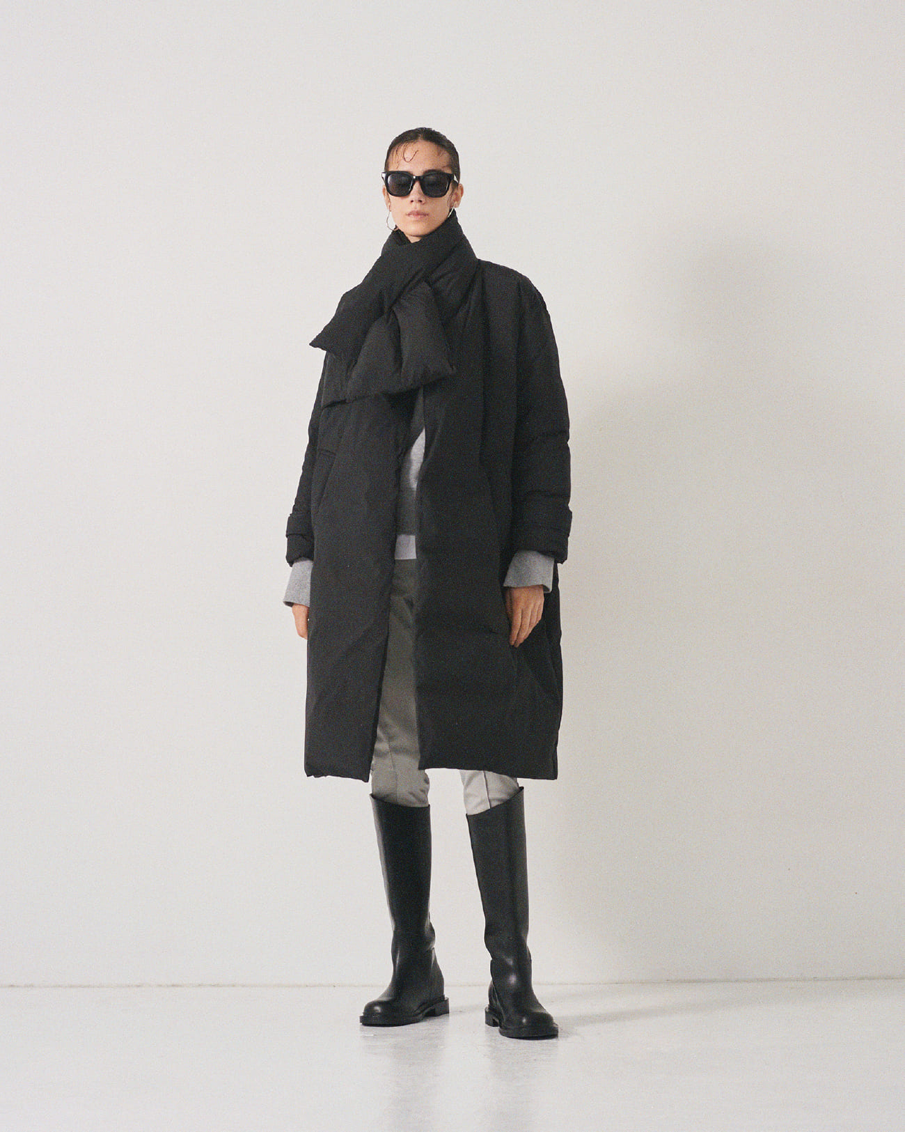 NISHIKAWA DOWN COAT＆JACKET │ Mila Owen（ミラ オーウェン）公式サイト