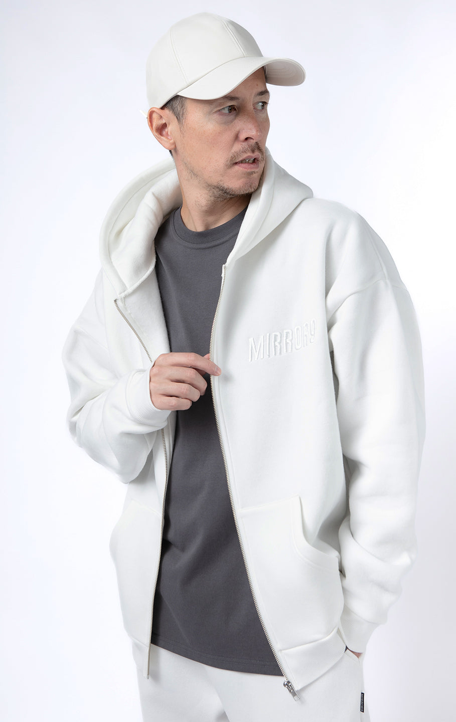 50%OFF】裏起毛Embroidery zip hoodie/3color – MIRROR9