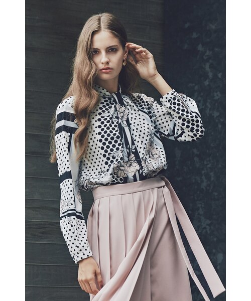 ◇ラインブロックフラワープリントブラウス｜ピンキーアンドダイアンの