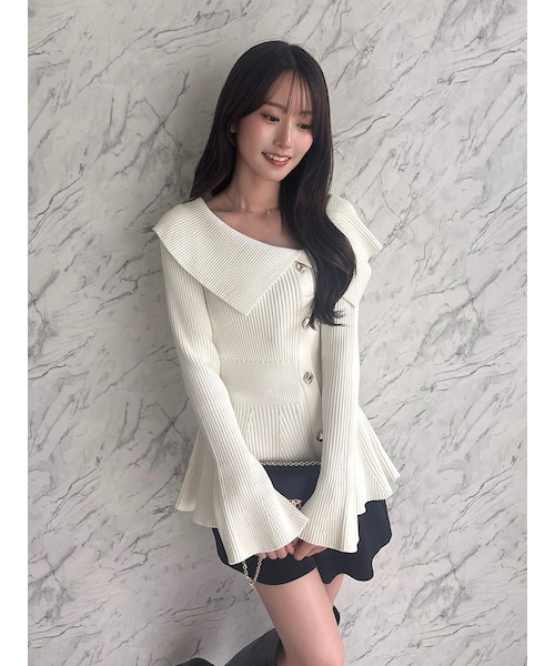 ペプラムニットプルオーバー｜スナイデルの通販｜&mall（アンドモール