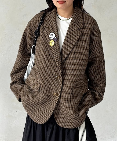 缶バッジ付きツイードテーラードジャケット｜パルグループアウトレット