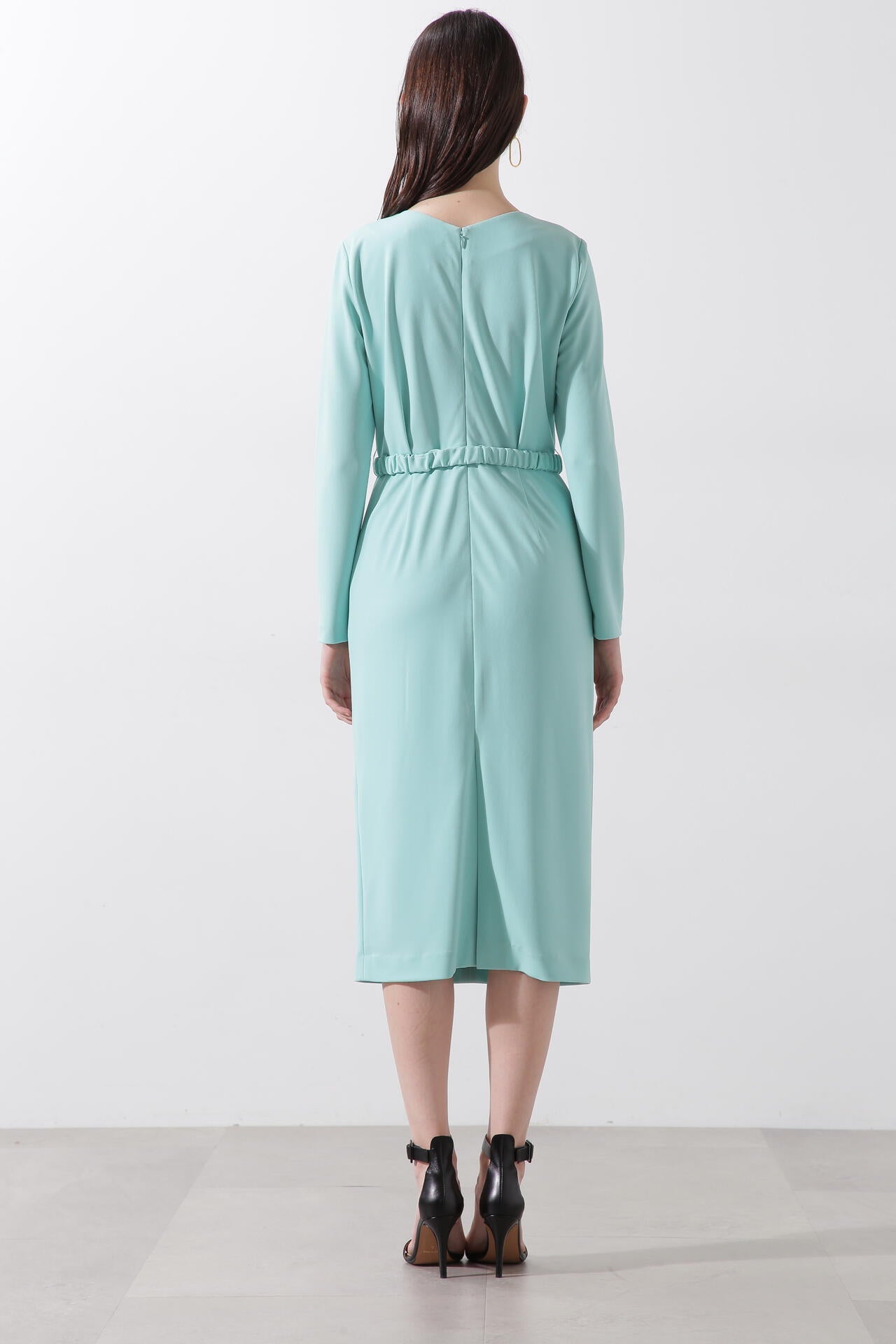 シャーリングベルトVネックワンピース | PINKY&DIANNE（ピンキー