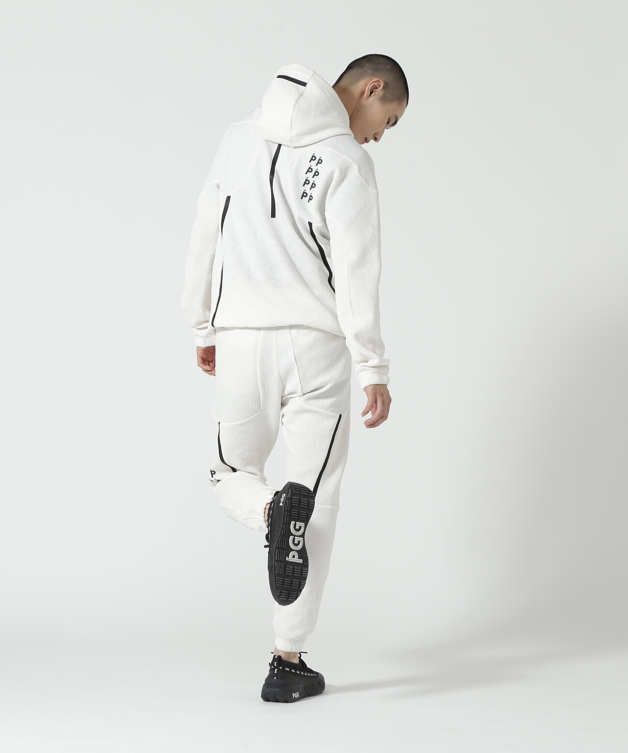 PG】【直営店舗&公式オンライン限定】ストレッチデニットジョガー