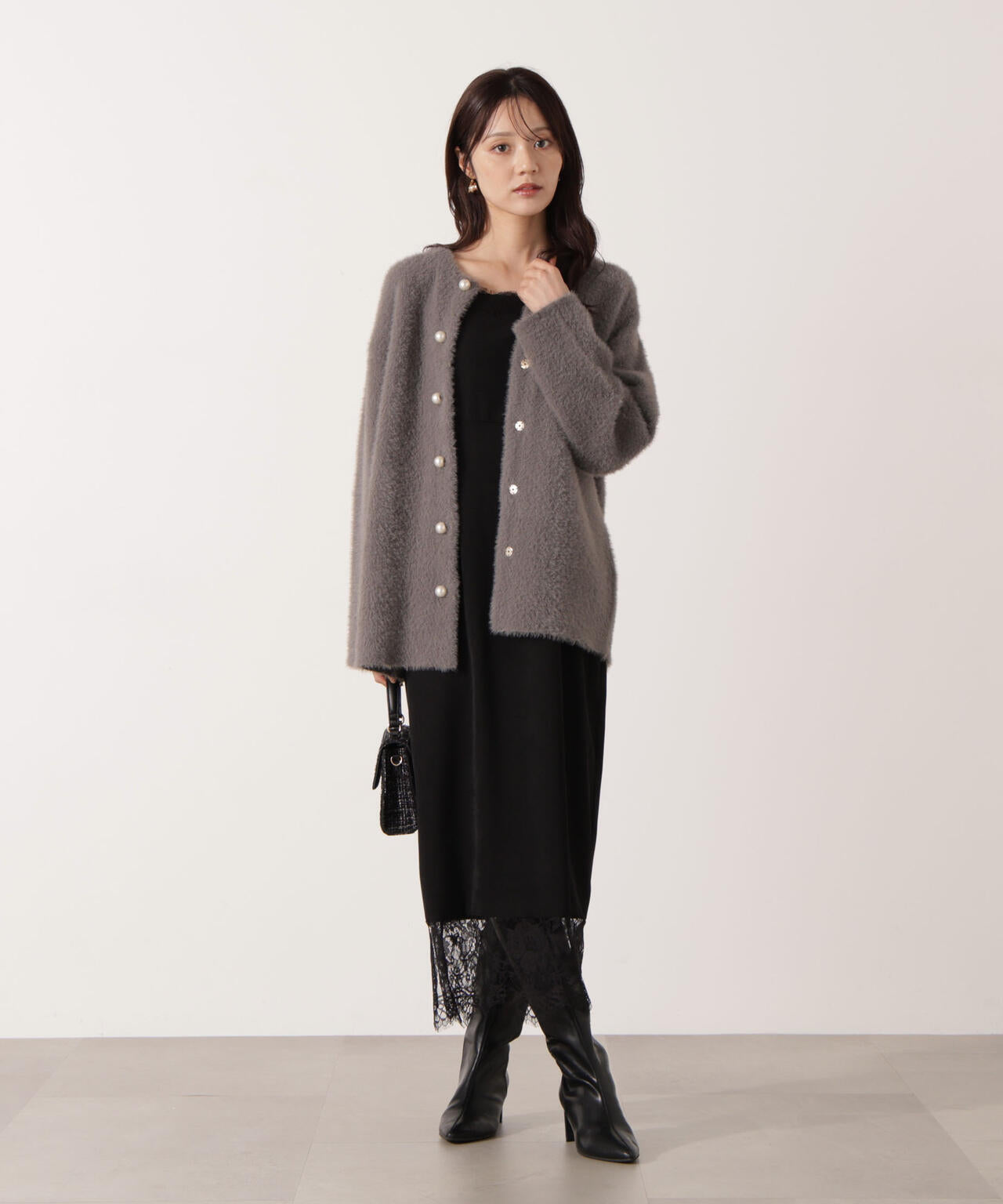 青島心さん着用】フェザージャコット【アイボリー：WEB限定