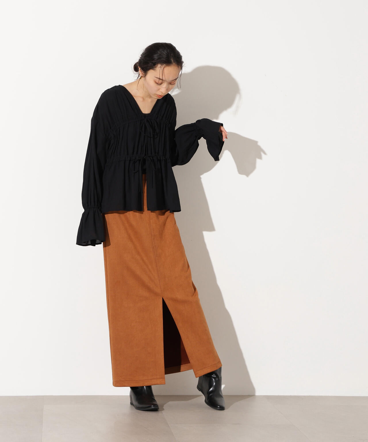 小室安未さん着用】フェイクスウェードスリットスカート | N. Natural