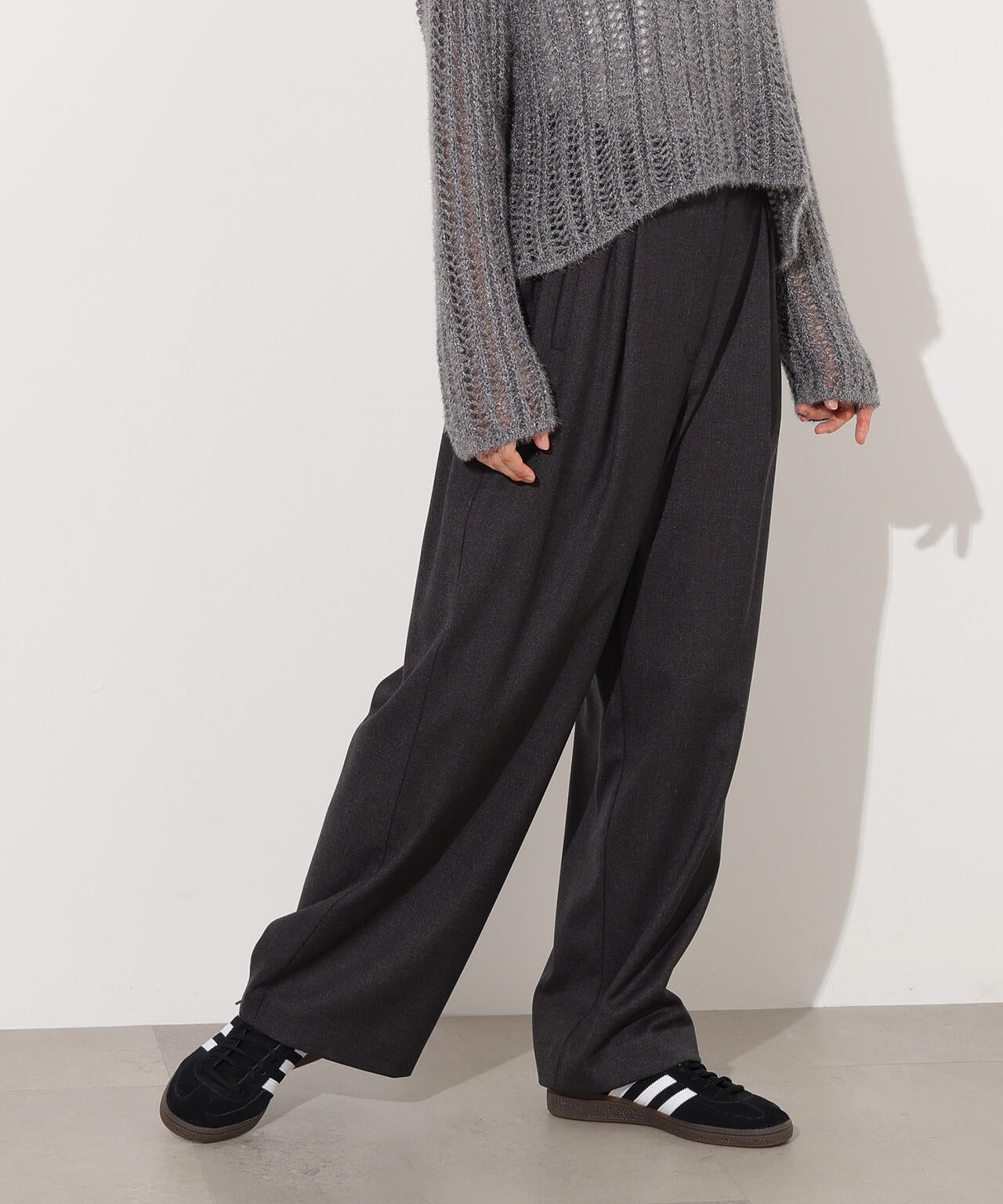 岸本セシルさん着用】リラックスタックワイドパンツ | N. Natural