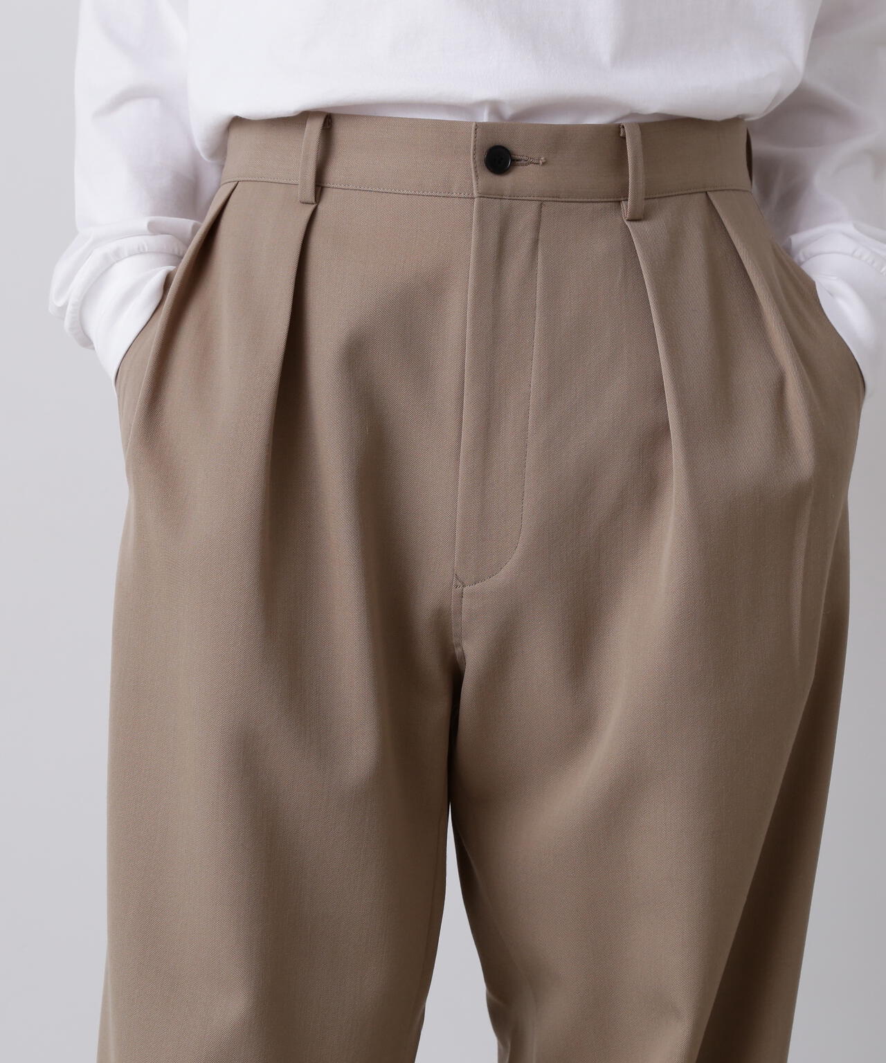 YLEVE / MERINO WOOL TWILL 2 TUCK TROUSERS | YLÈVE（イレーヴ