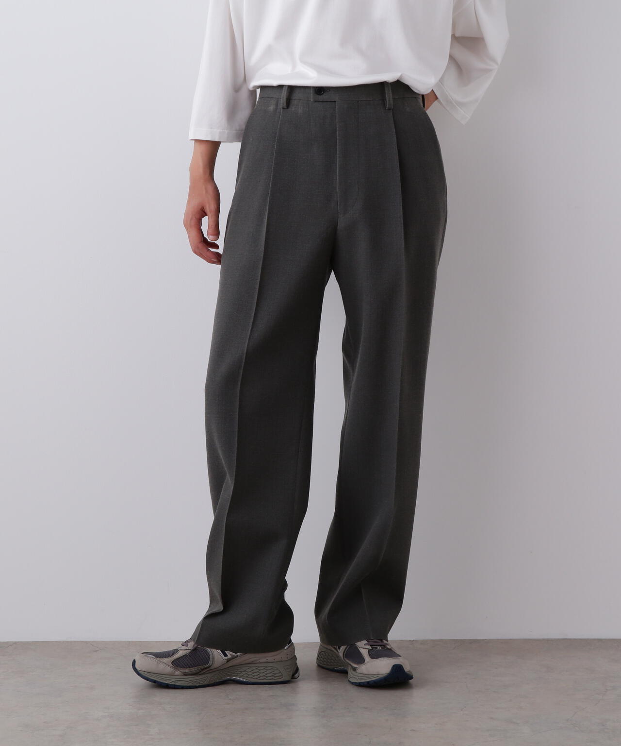 YLEVE / VINTAGE PIGMENTDYE WOOL TACK TROUSERS | YLÈVE（イレーヴ