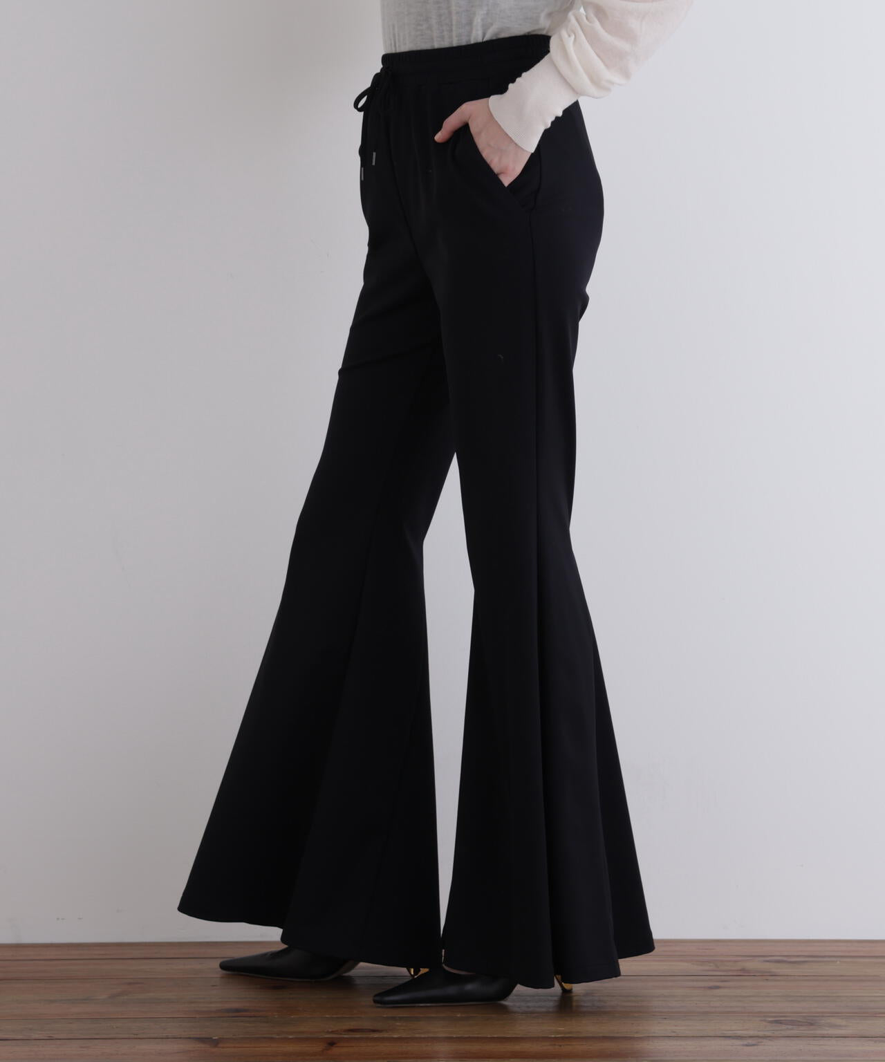 EC限定/00サイズ】ハイストレッチ裏起毛フレアパンツ | LE PHIL（ル