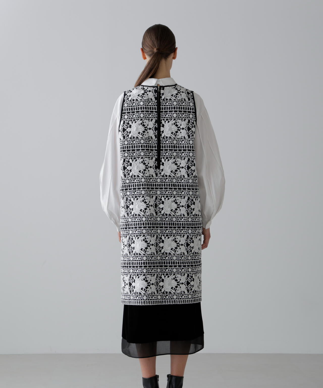 20周年記念＞リュクスオーナメントレースワンピース | ADORE（アドーア