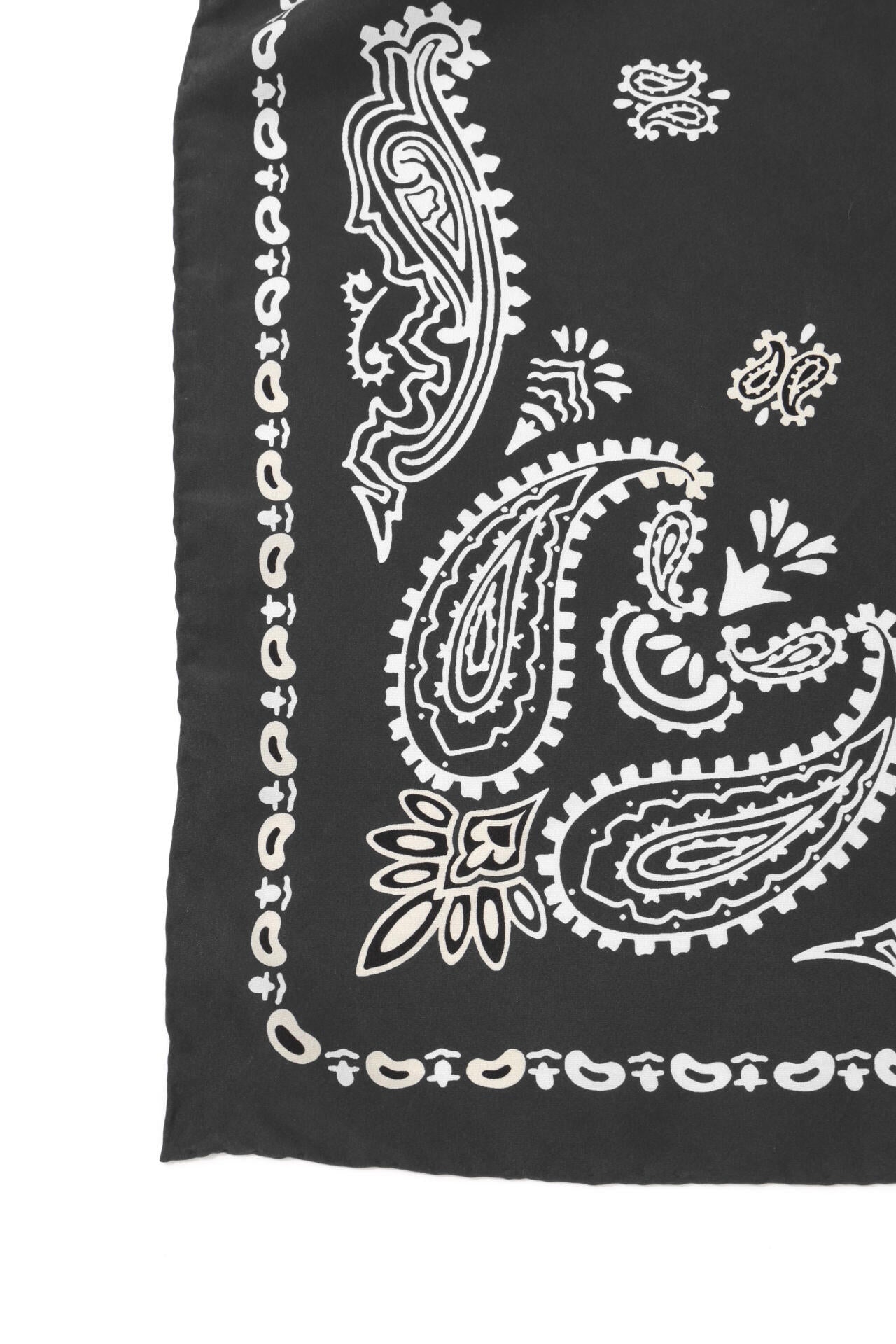 GRAPHIC BANDANA SCARF | MARGARET HOWELL（マーガレット・ハウエル