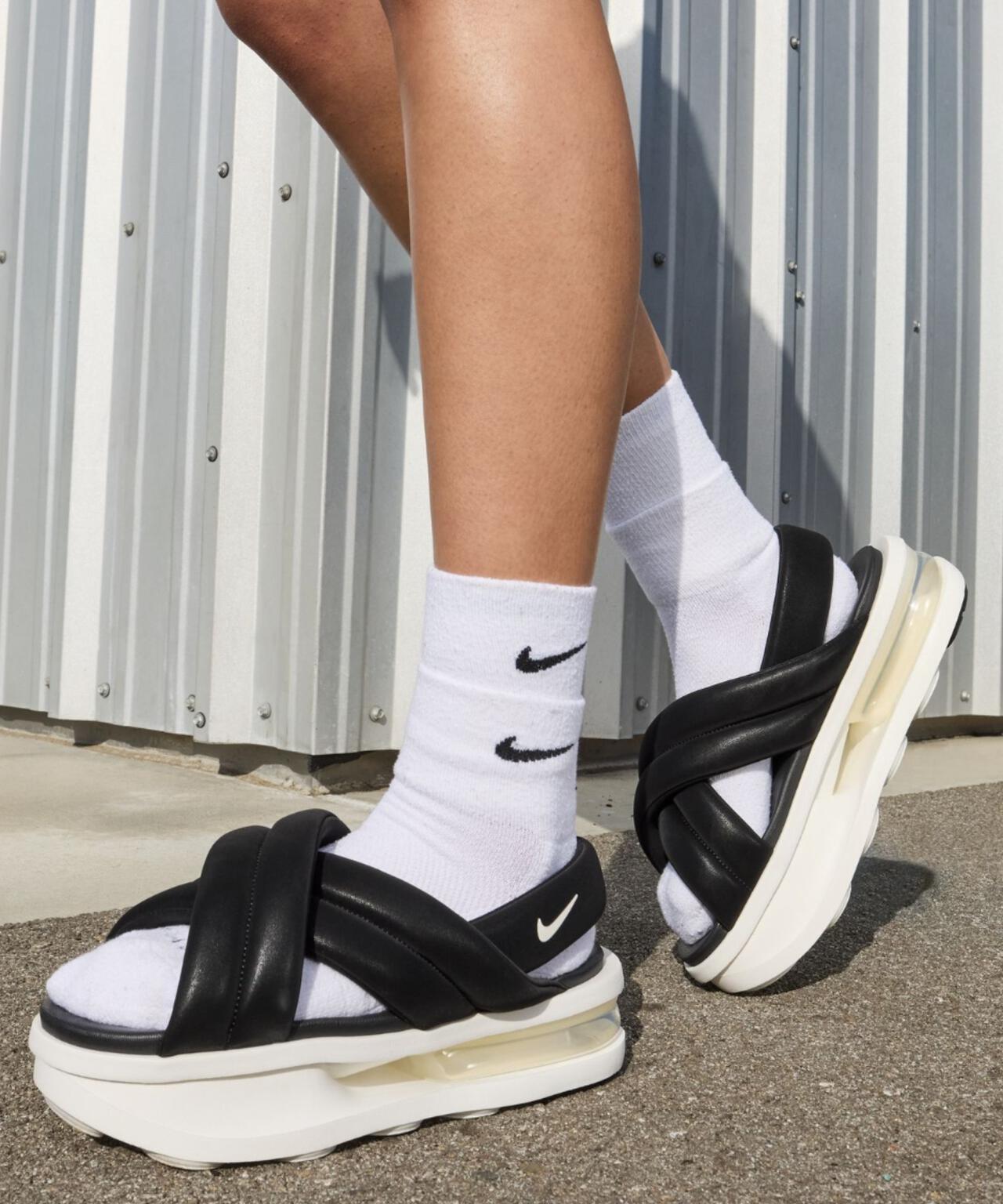 NIKE/ナイキ エア マックス アイラ | ROYAL FLASH（ロイヤルフラッシュ