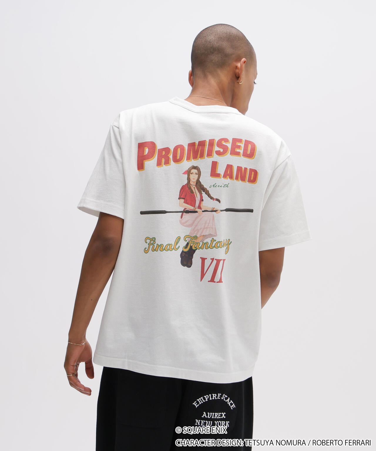 AVIREX × FINAL FANTASY VII REMAKE》PINUP T-SHIRT ”TIFA & AERITH