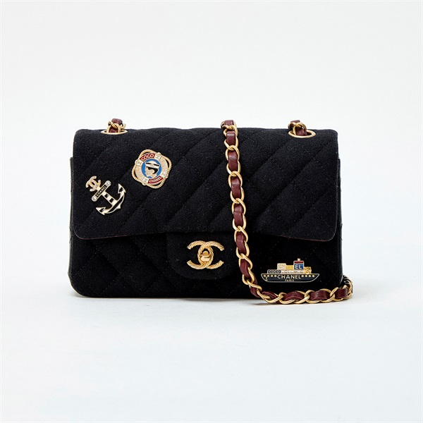 CHANEL ミニ マトラッセ 20 2018年頃 ショルダーバッグ ブラック