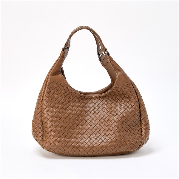 BOTTEGA VENETA クラシック イントレチャート カンパーナ ショルダー