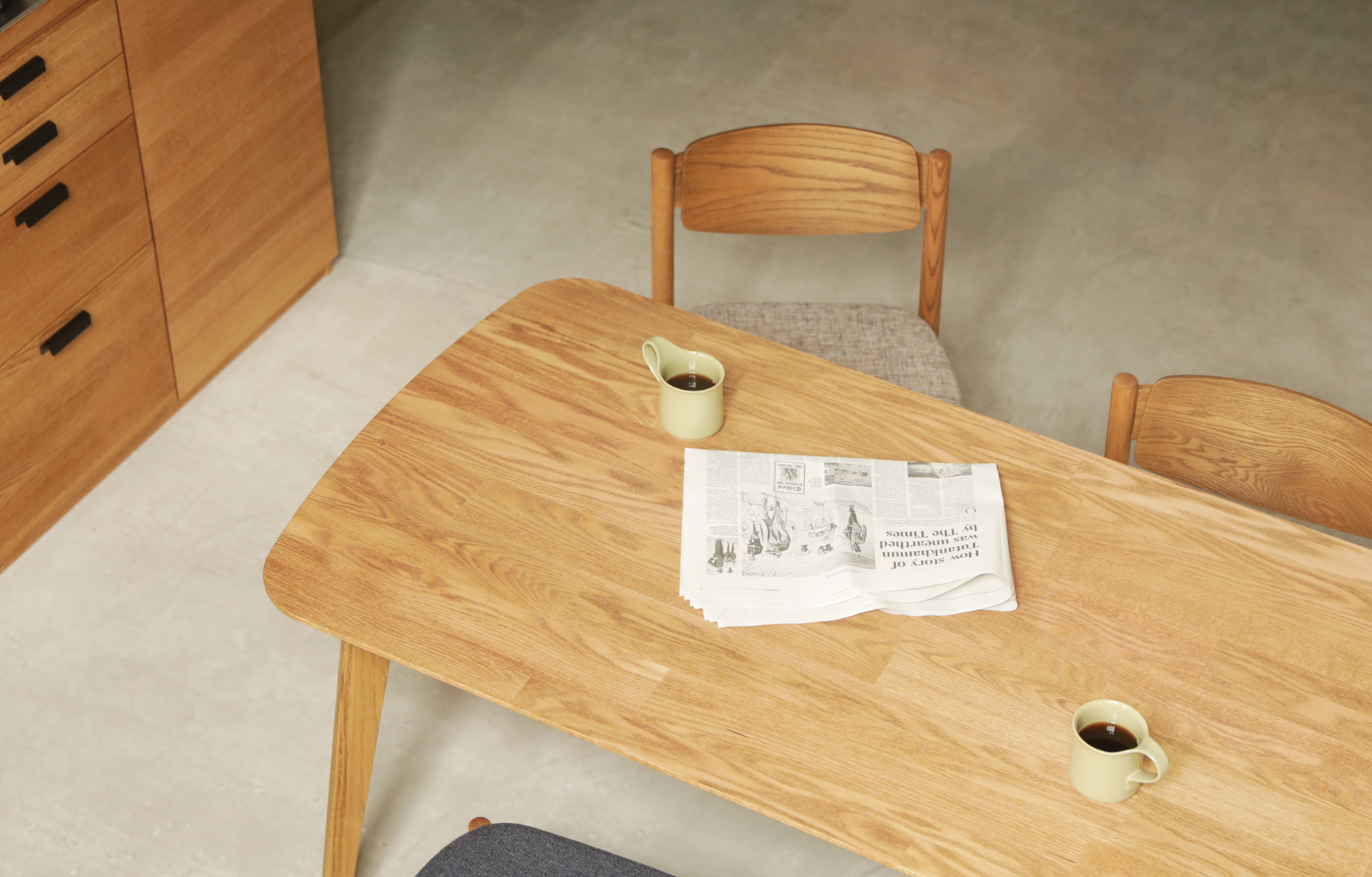 オークのテーブルをカジュアルに - CAB TOP - MOMO NATURAL