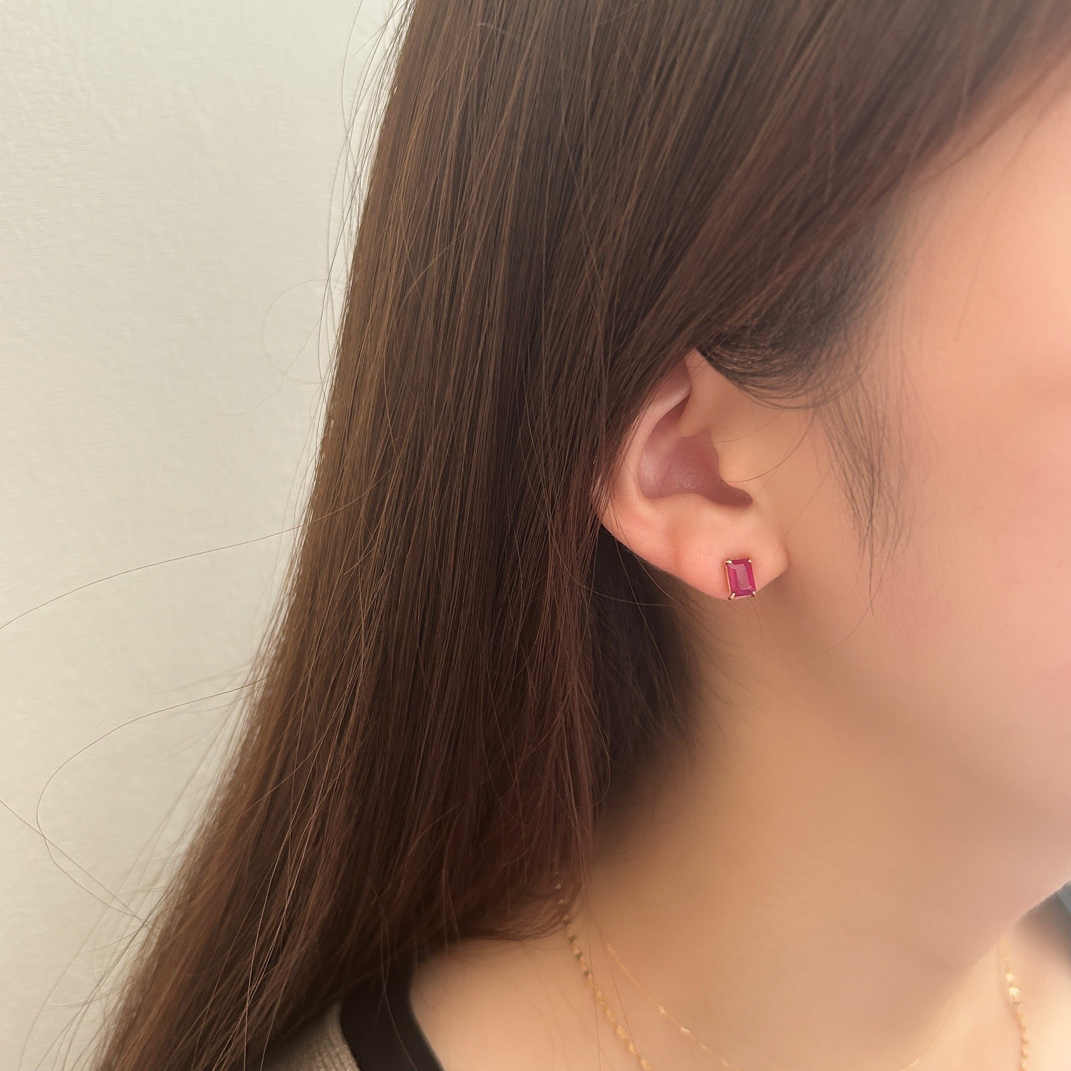 K18スクエア含浸ルビーピアス