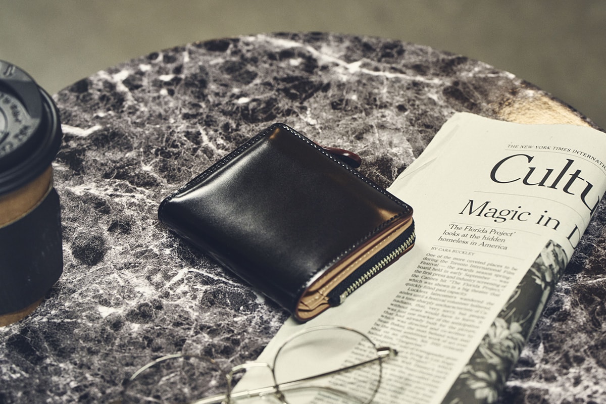 やっぱり“革の宝石”コードバンはいい……ガンゾ「二つ折り財布」の高級感