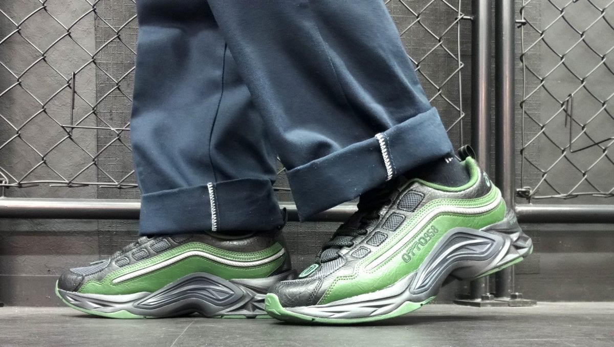 最強タッグが生み出した衝撃作」革新×アート×スポーツ！アシックスの