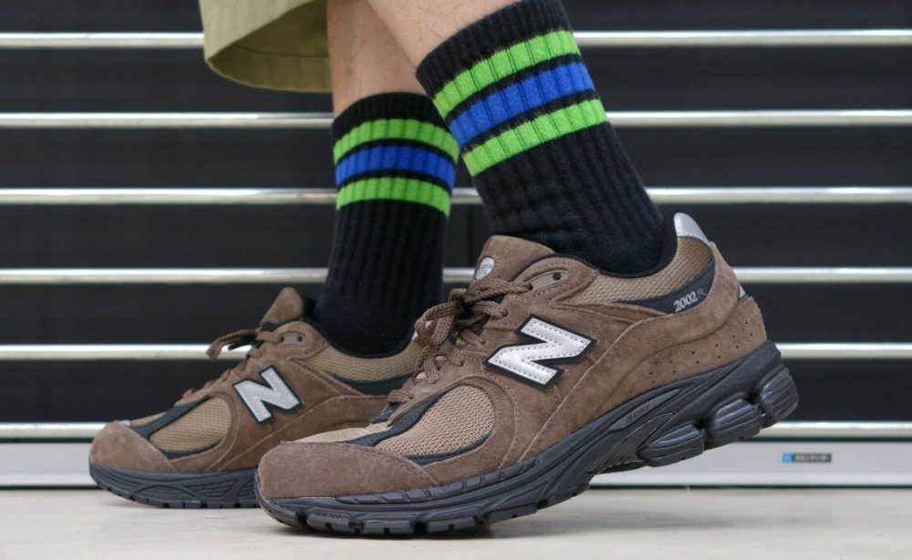 ニューバランスの絶妙スニーカー」秋の足元を支える万能な一足、最新