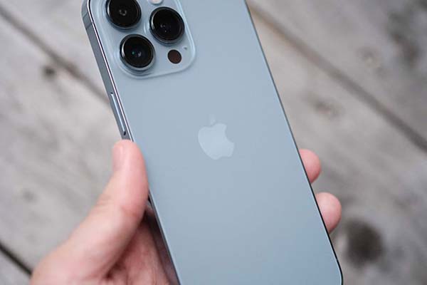 iPhone 13 Proをレビュー。最大120Hz駆動のディスプレイと進化した