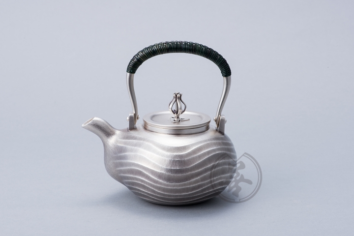 田中照一 純銀 湯沸4寸 波紋 | 森銀器製作所