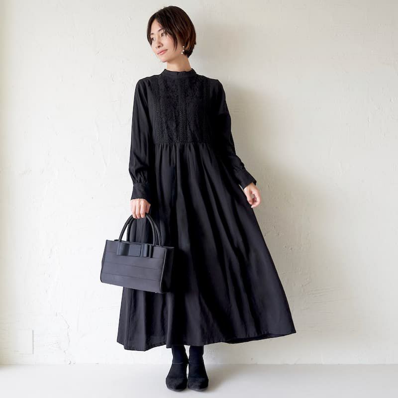 レースが可愛いフォーマル長袖ワンピースドレス(ブラック) | もりのが