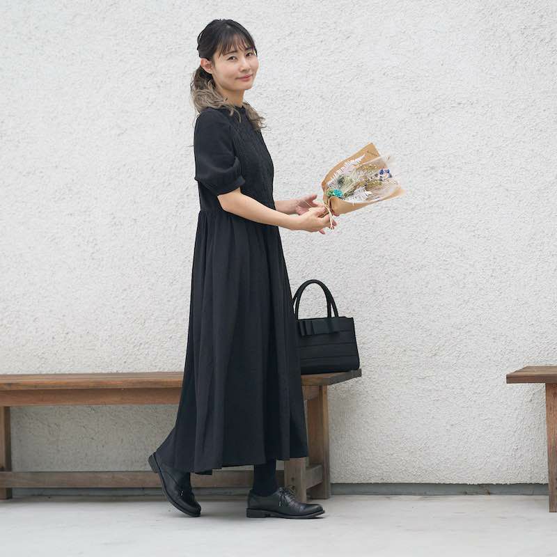 レースが可愛い半袖フォーマルワンピースドレス(ブラック) 3/11頃発送