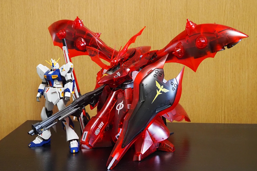 念願のHGナイチンゲールを手に入れた（クリアカラーだけど）