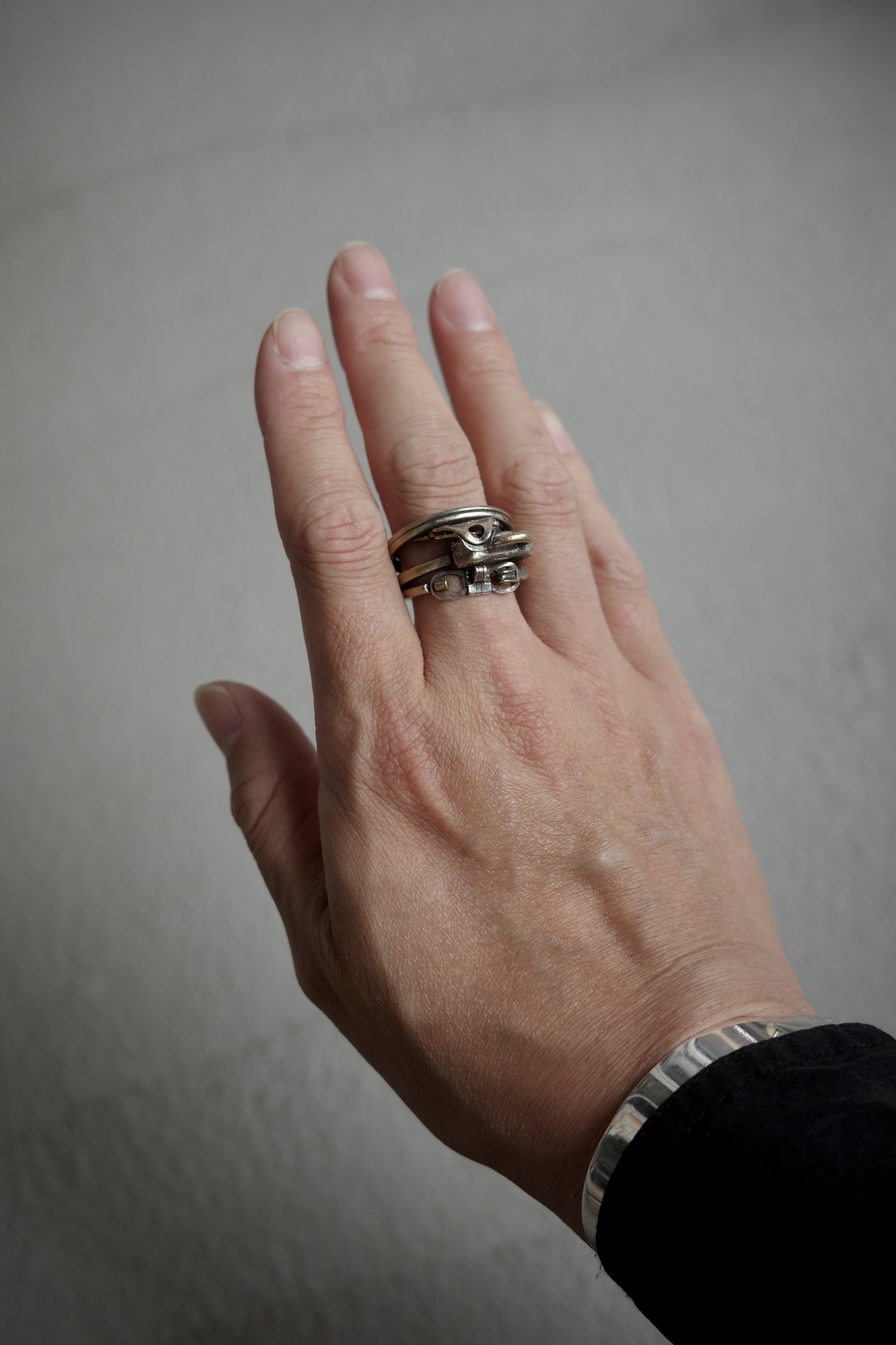 Maison Martin Margiela 手錠モチーフリング 17号 - mozme