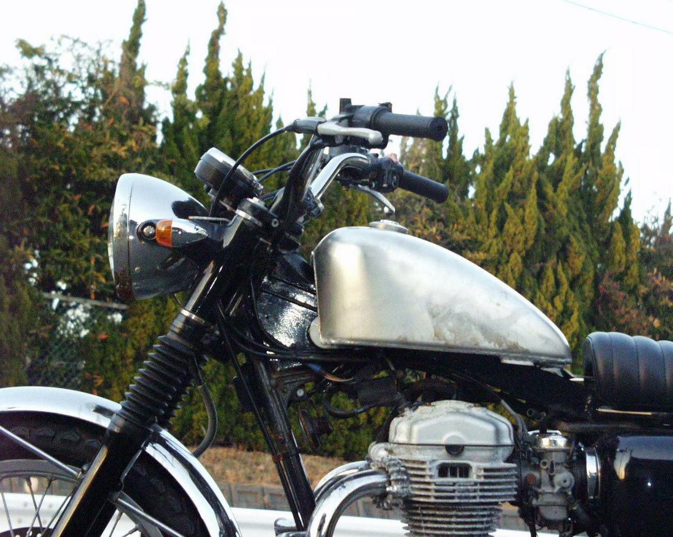 カワサキW400/650 アルミタンク TYPE-4 BIGCEDAR | バイクカスタム