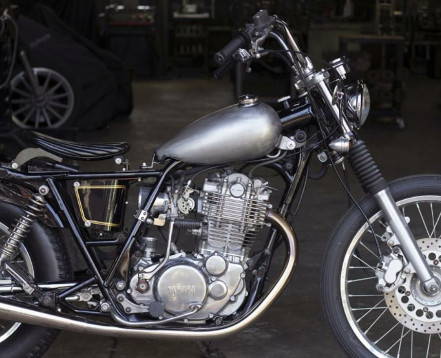 ヤマハ SR400/500 マスタングタンクキット ローマウント モーター