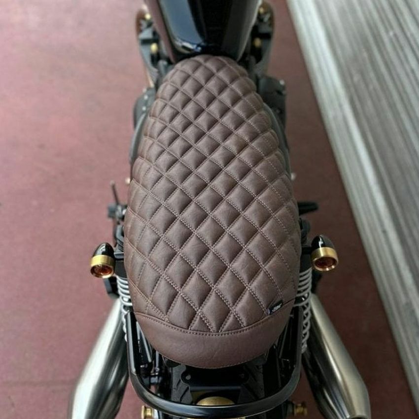 トライアンフ ボンネビル(Bonneville) T100&T120|Bonneville シート