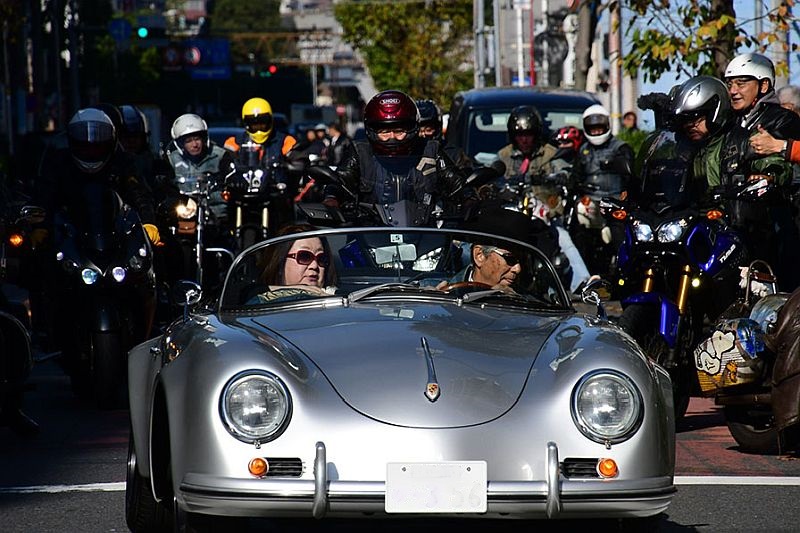 ヨコハマで100台のバイクが哀悼の咆哮をした日、変わらないのが