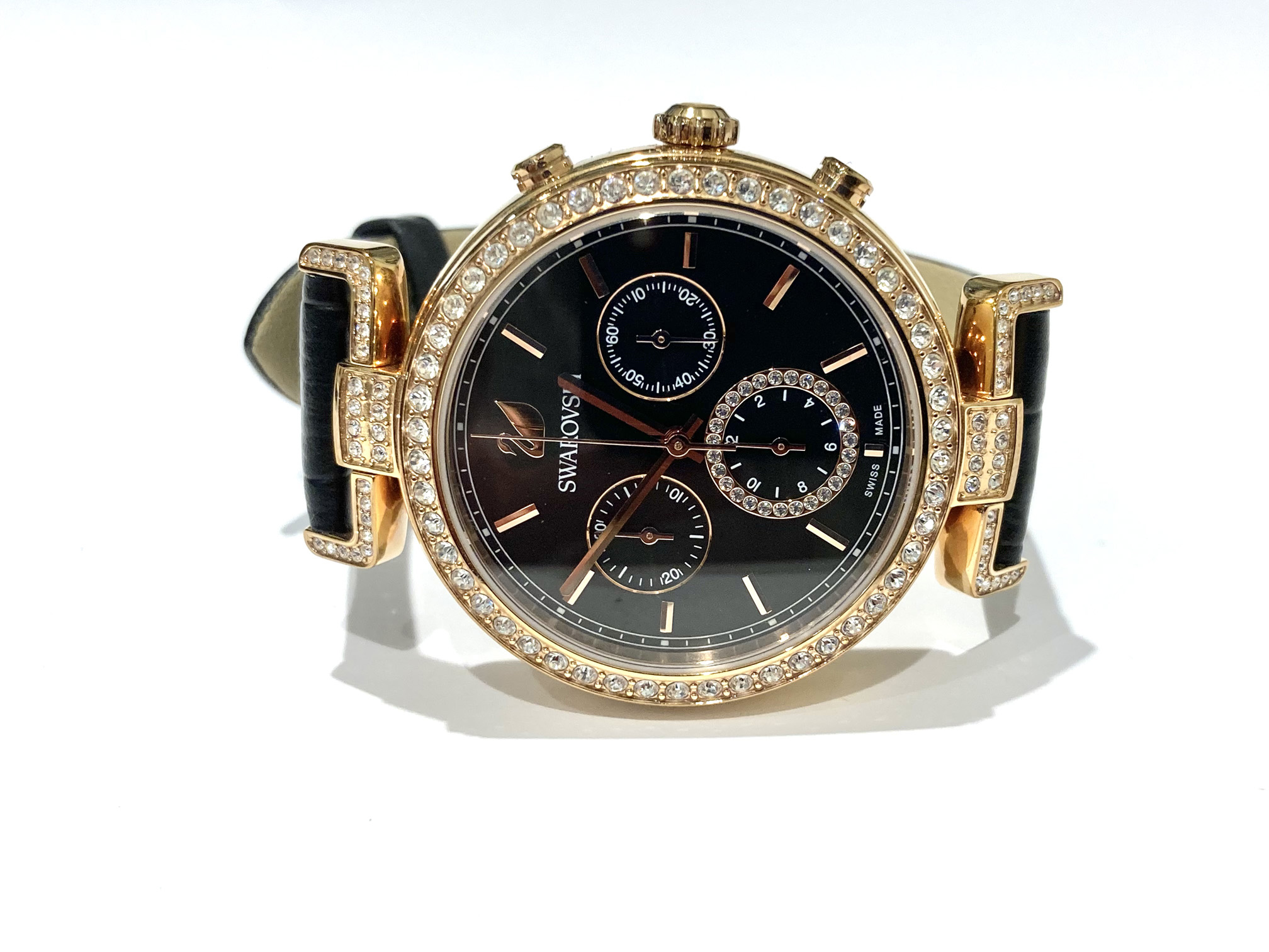 そろそろ切れるかな？ SWAROVSKI スワロフスキーの電池交換