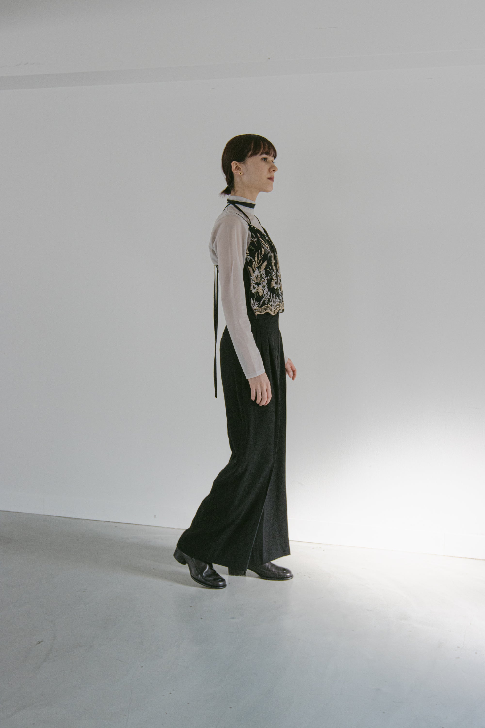 Petal lace overalls (Ice gray)