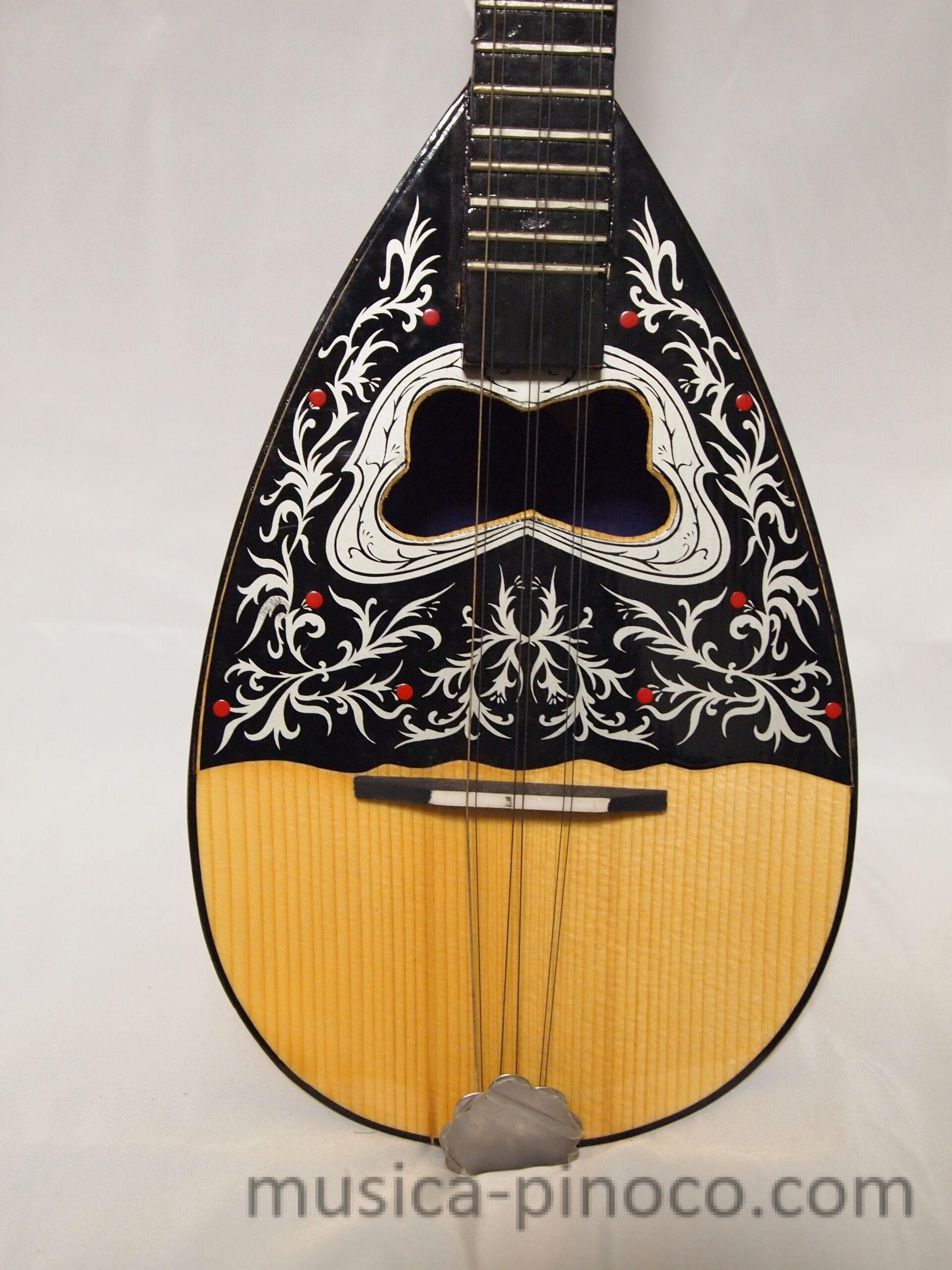 ジュラ（tzouras） - MUSICA PINOCO