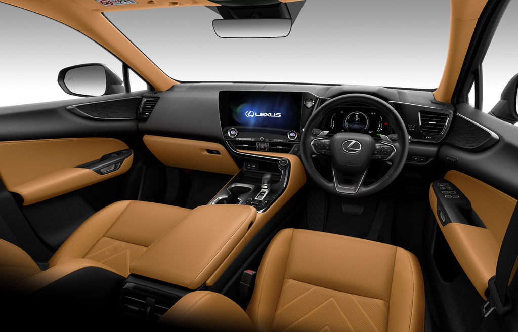 新型レクサスNX（2024年モデル）フレアレッド・ヘーゼル内装への道