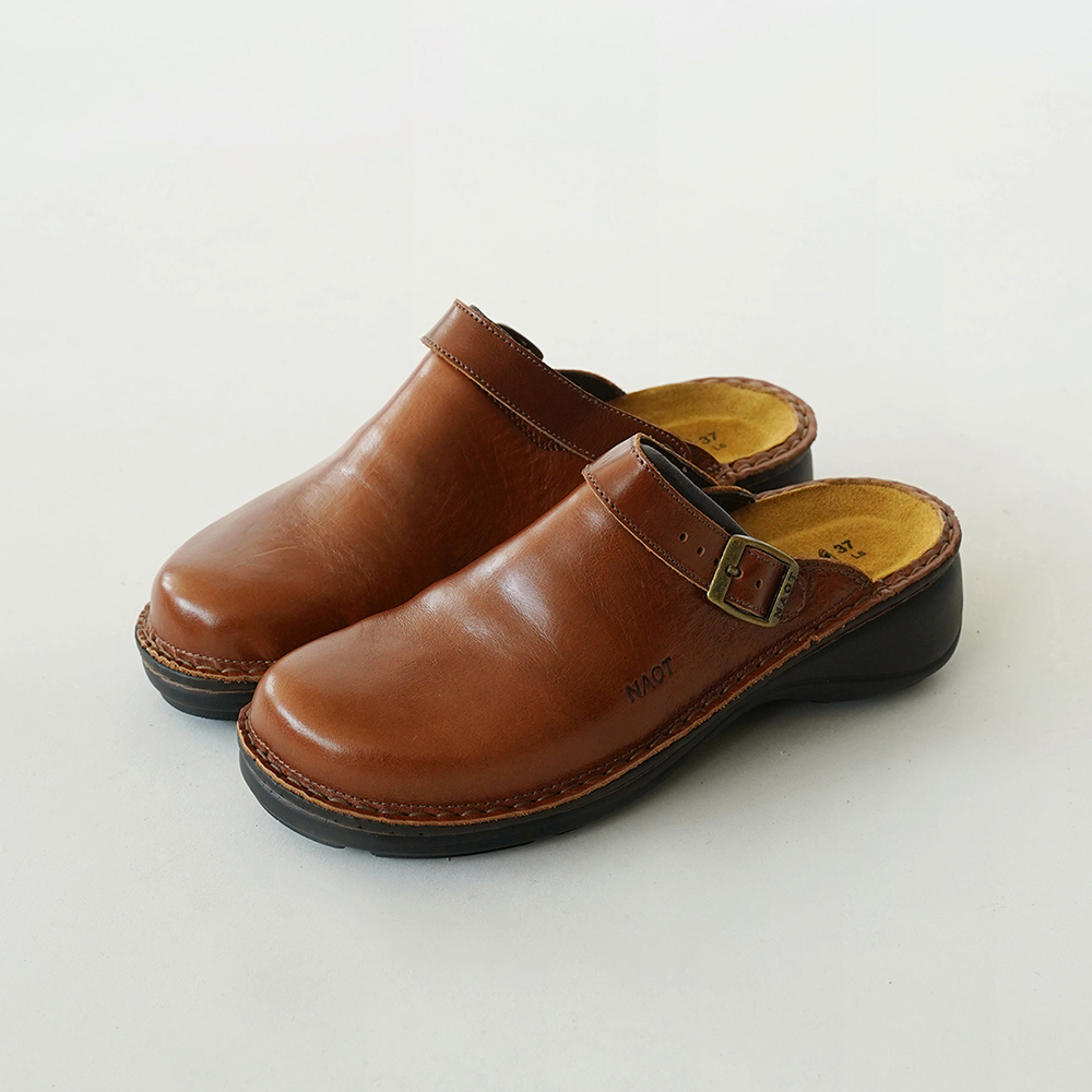 IRIS / Chestnut - NAOT ナオトジャパン オンラインショップ