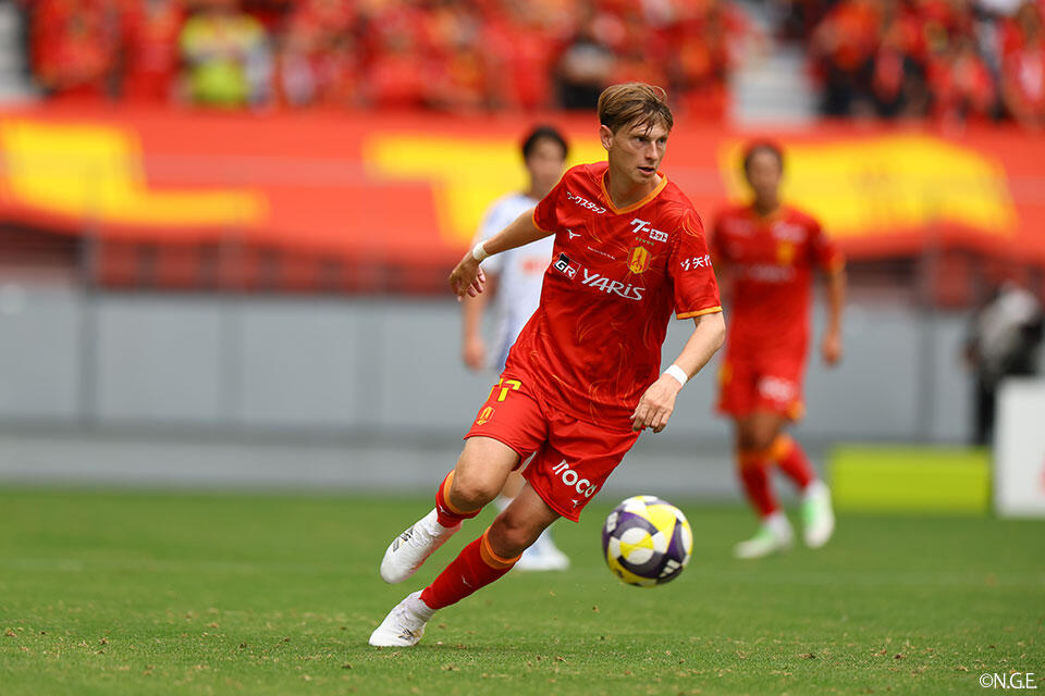 キャスパー ユンカー選手、契約満了のお知らせ｜ニュース｜名古屋