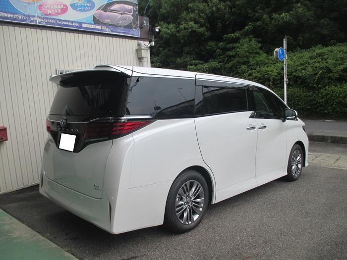 40系アルファードにダークスモーク15% のフィルム施工 - アネスト