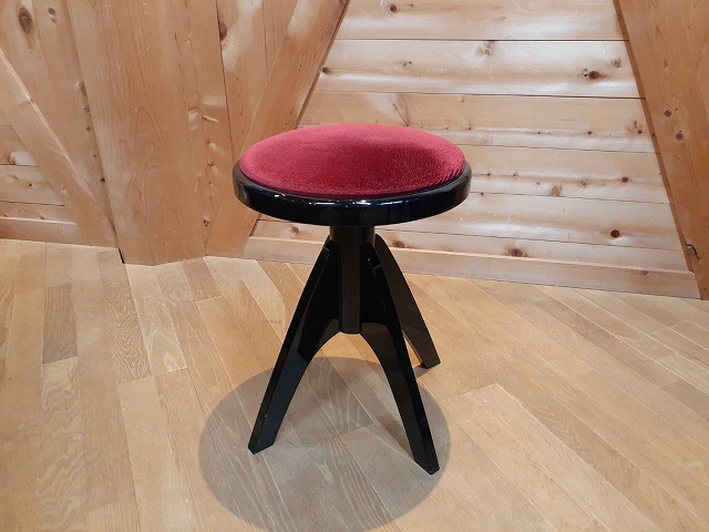 イタリア製ピアノ丸椅子 黒艶出し ｜ アクセサリー | 名古屋ピアノ調律