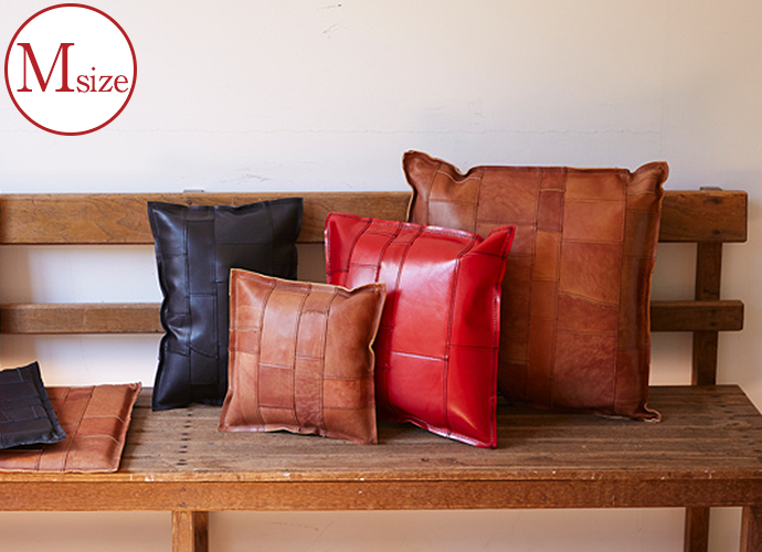 座り心地良さを感じる】牛革レザークッション M tunagu 35×26 名入れ可