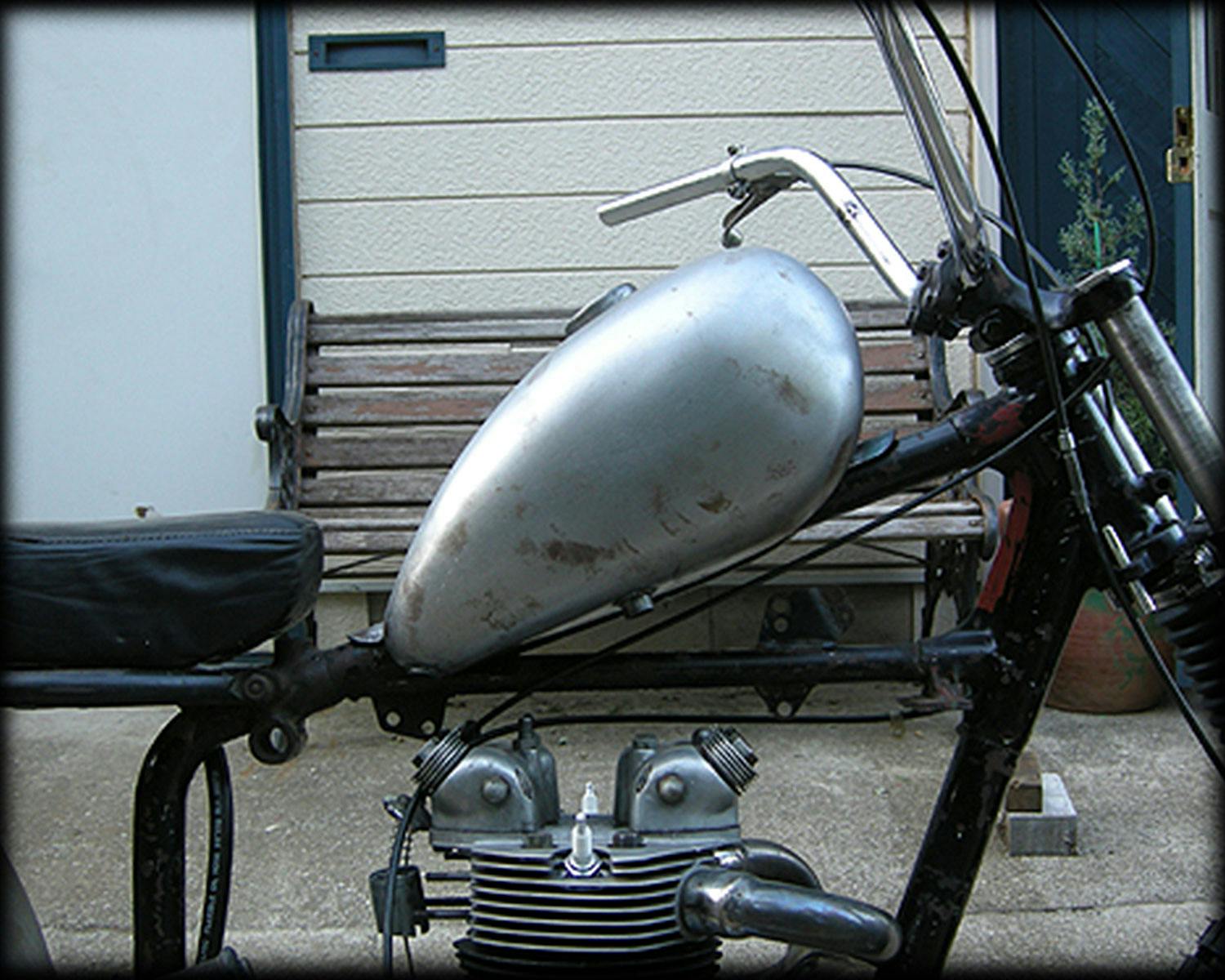 ハーレー用パーツ カスタムパーツの通信販売 ネオファクトリー