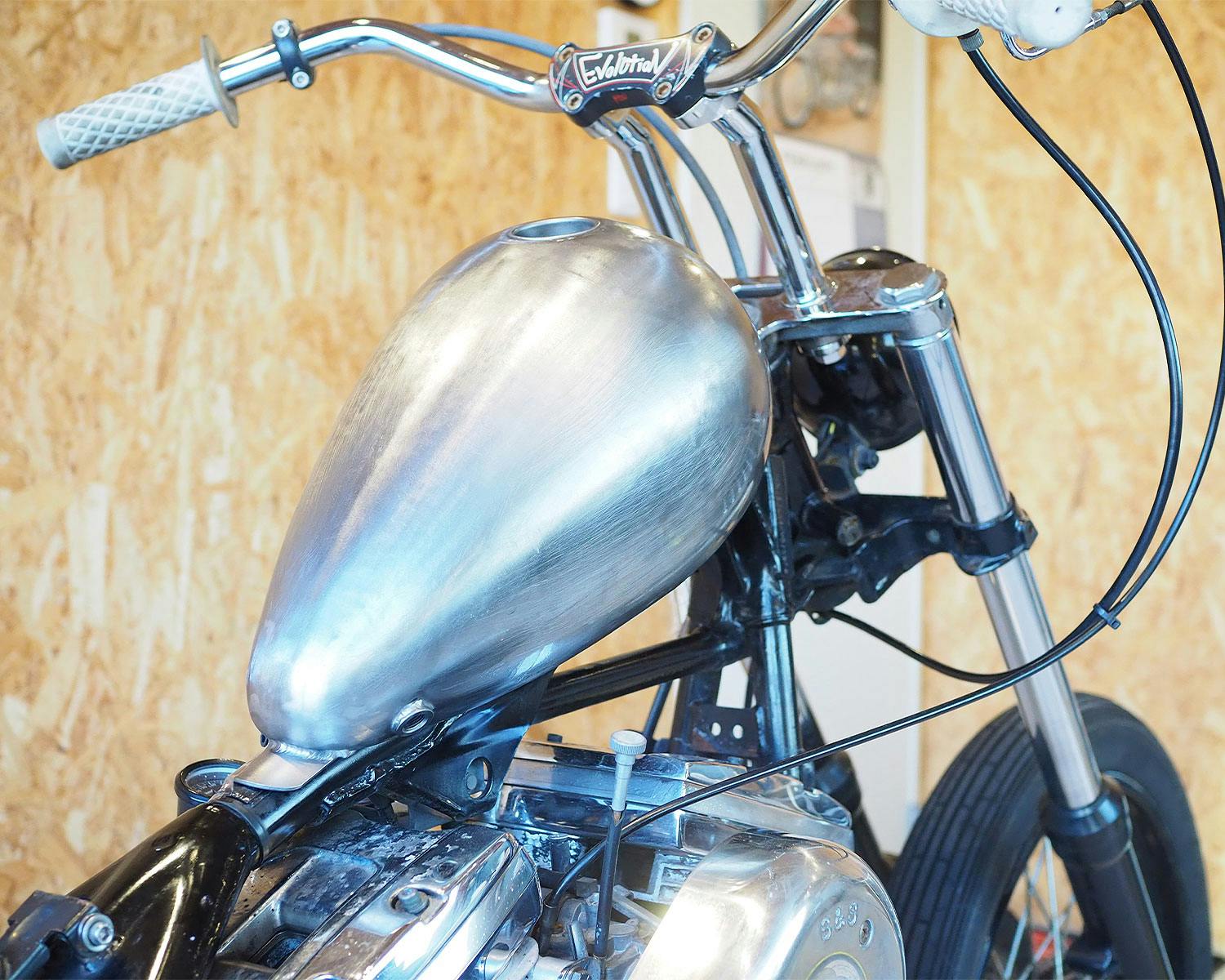 ハーレー用パーツ カスタムパーツの通信販売 ネオファクトリー